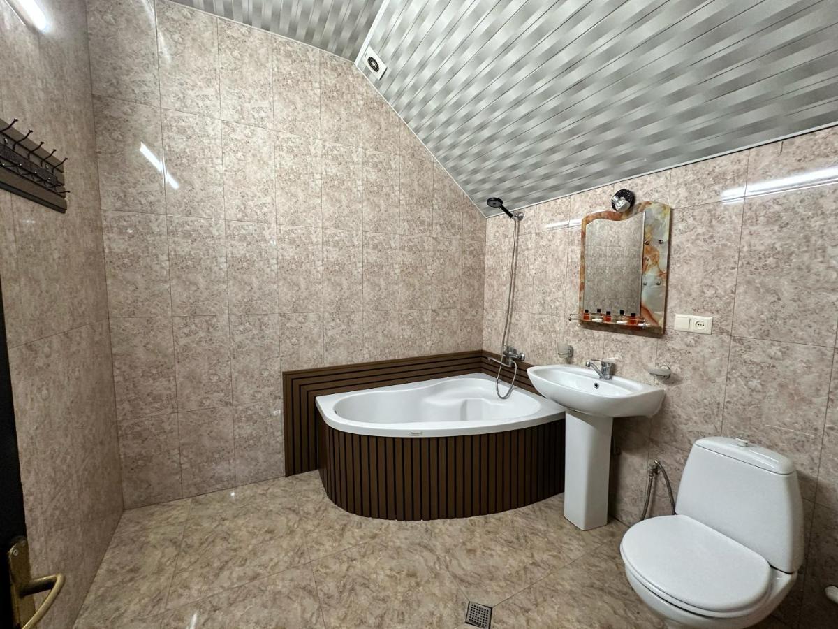 My Metropol Hotel Батумі Екстер'єр фото