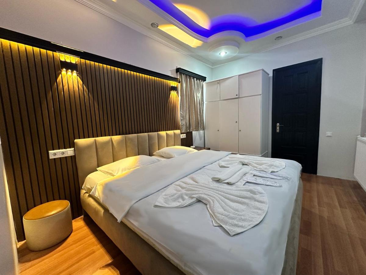 My Metropol Hotel Батумі Екстер'єр фото